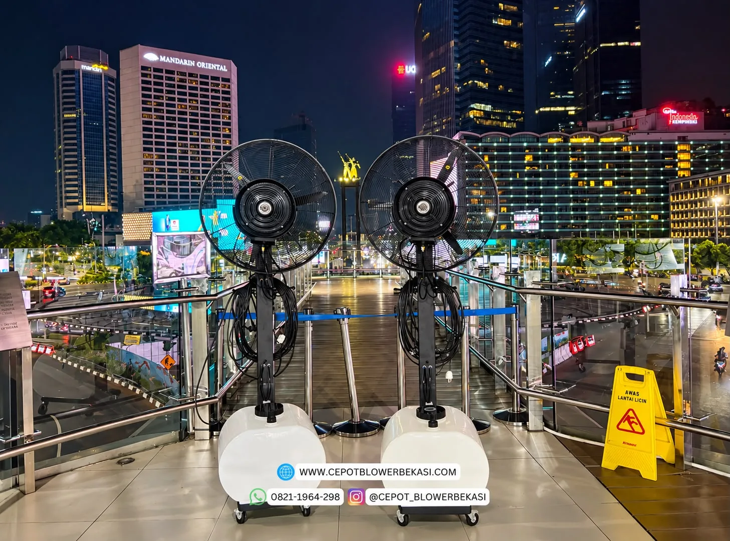 2 unit kipas angin air blower misty fan di Halte Bundaran HI Lantai 2 Jakarta Pusat